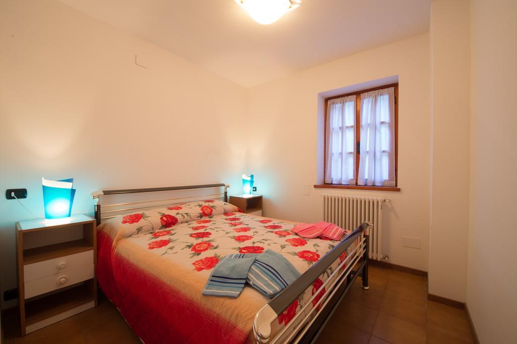 Villa Bianca Varenna Szoba fotó